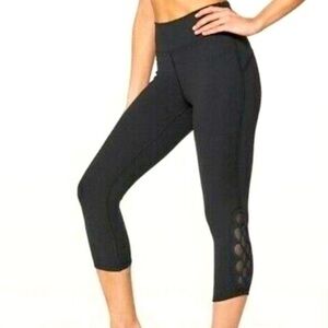 Lululemon leggings size 6